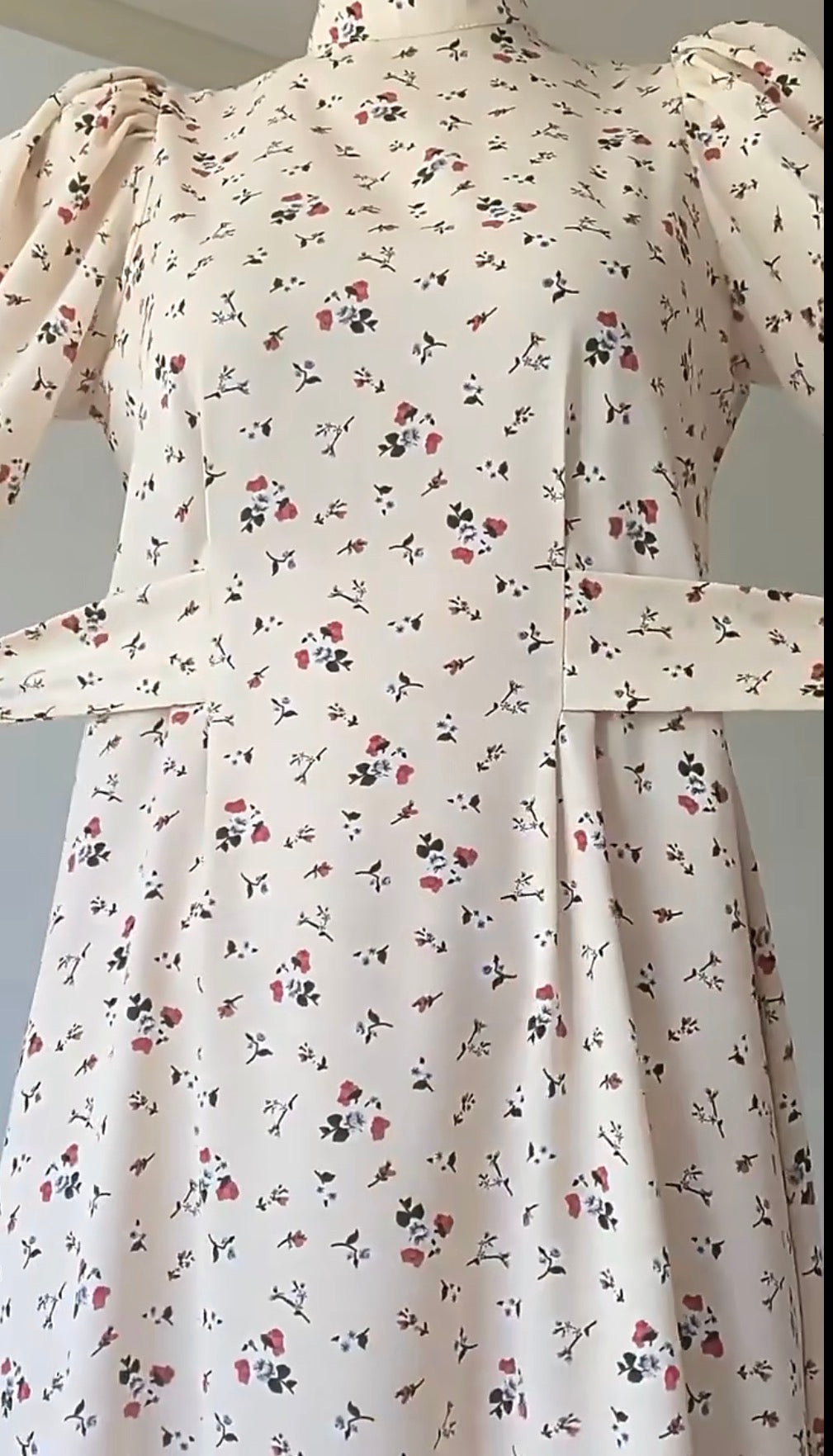 Robe manche bouffante